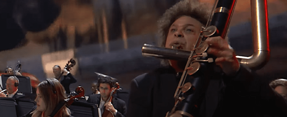 Flute Guy, a prolific musician by the name of Pedro Eustache, absolutely kills it on stage while Spider-Man 2