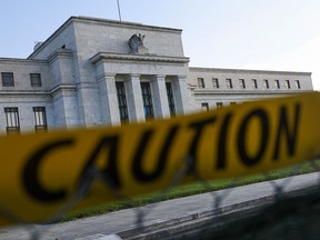 Le bâtiment de la Réserve fédérale à Washington, DC Un désaccord est apparu entre les marchés et la Fed sur l'orientation des taux d'intérêt.