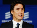Le premier ministre Justin Trudeau a fixé des objectifs d'immigration ambitieux qui devraient accroître la population du Canada de 9 pour cent au cours des six prochaines années.
