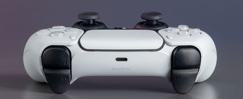 Un nouveau contrôleur DualSense PS5 avec une autonomie de batterie plus longue pourrait bientôt arriver