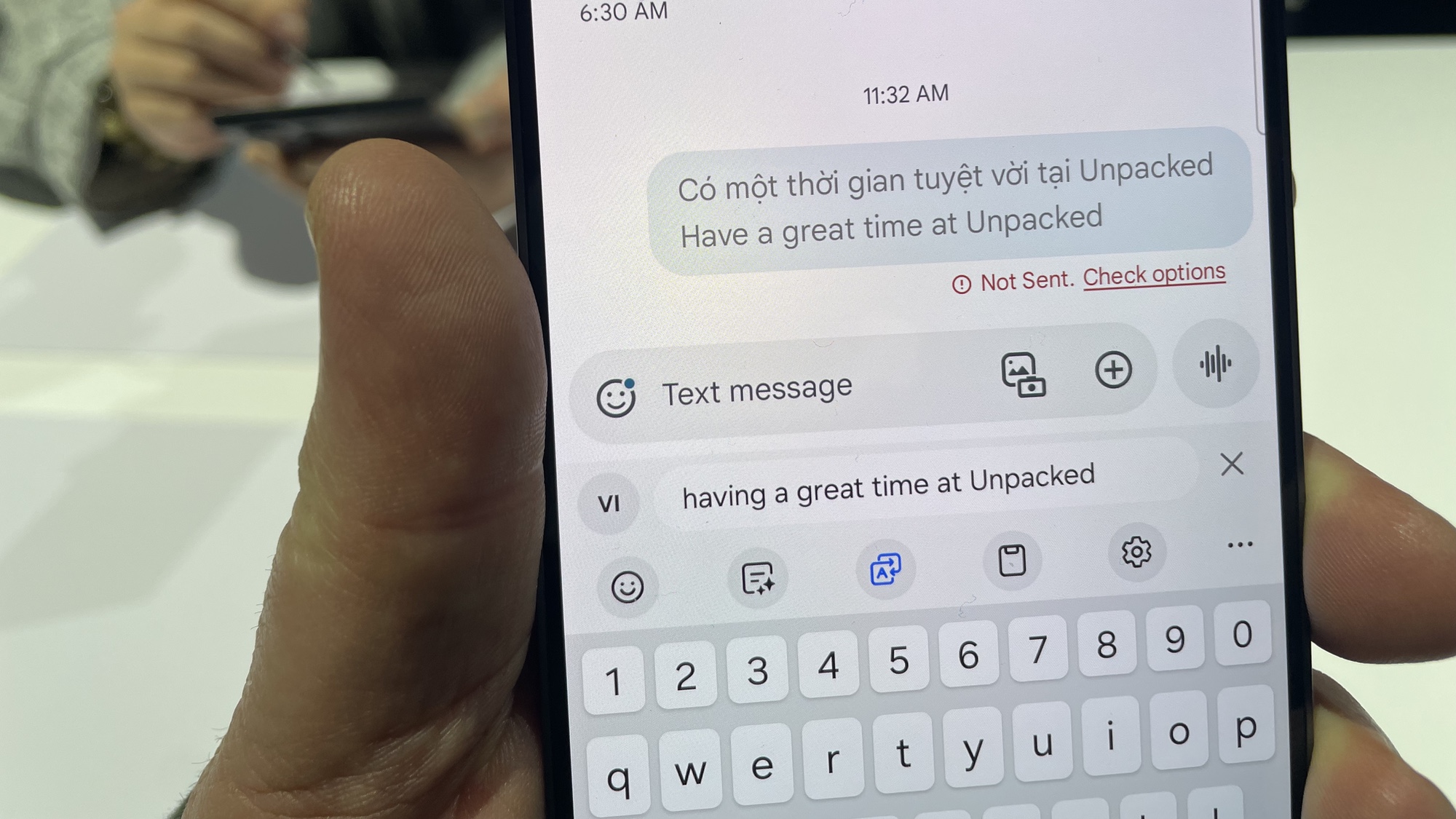 Traduction de texte Chat Assist sur Galaxy S24 Plus