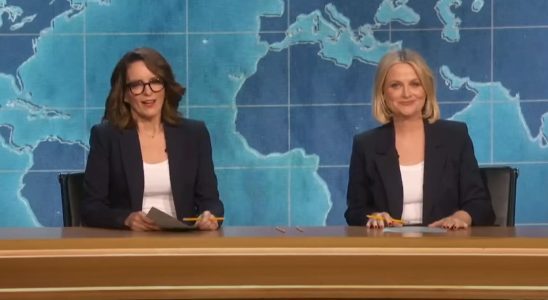 Tina Fey and Amy Poehler recreating SNL