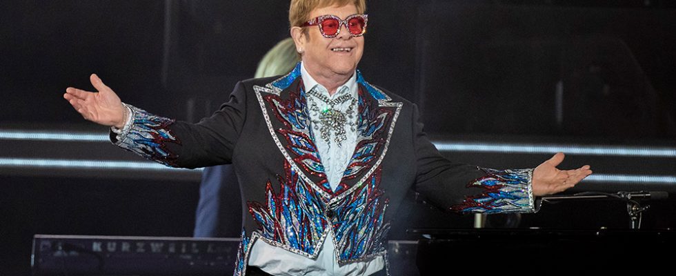 Elton John EGOT Emmy Win Dodger Statium Show