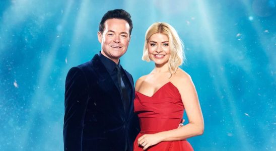 Holly Willoughby s'excuse d'avoir juré pendant Dancing on Ice