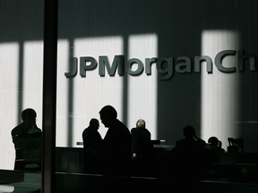 Bureau de JPMorgan en silhouette