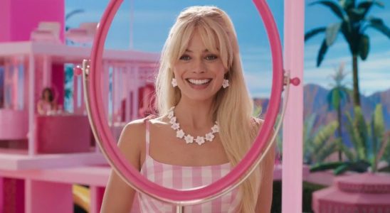 Margot Robbie a dû défendre la ligne finale classique de Barbie