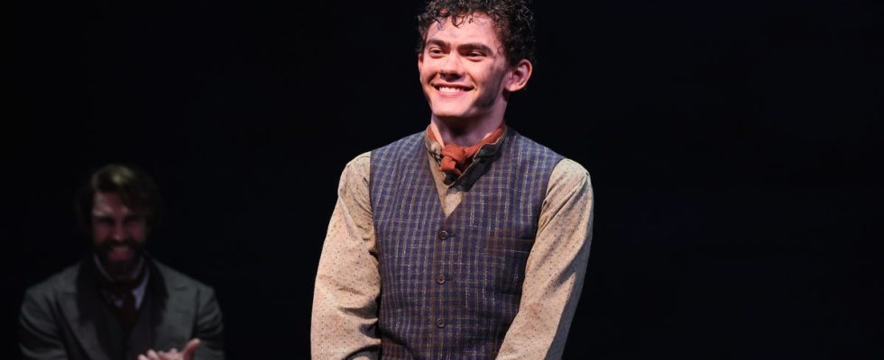 Joe Locke de Heartstopper fait ses débuts à Broadway dans Sweeney Todd: The Musical