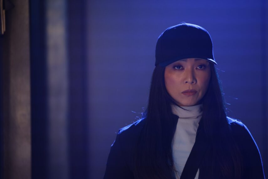Nanrisa Lee dans le rôle de Jenn — Finale de la saison 2 de « Quantum Leap »
