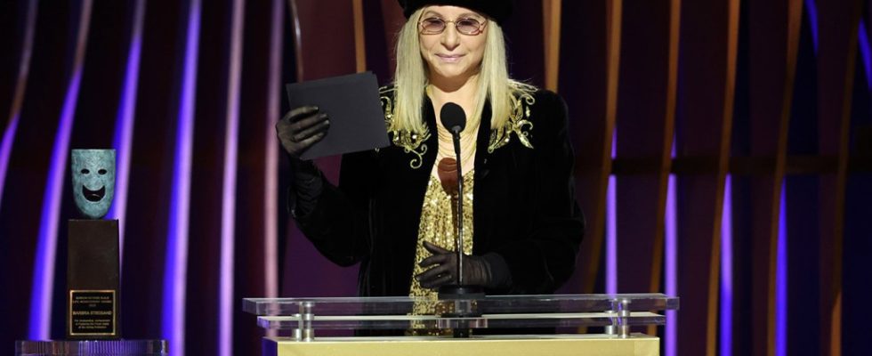 Barbra Streisand prononce un discours émouvant aux SAG Awards et évoque son rêve de devenir actrice : "Je n'ai pas aimé la réalité"