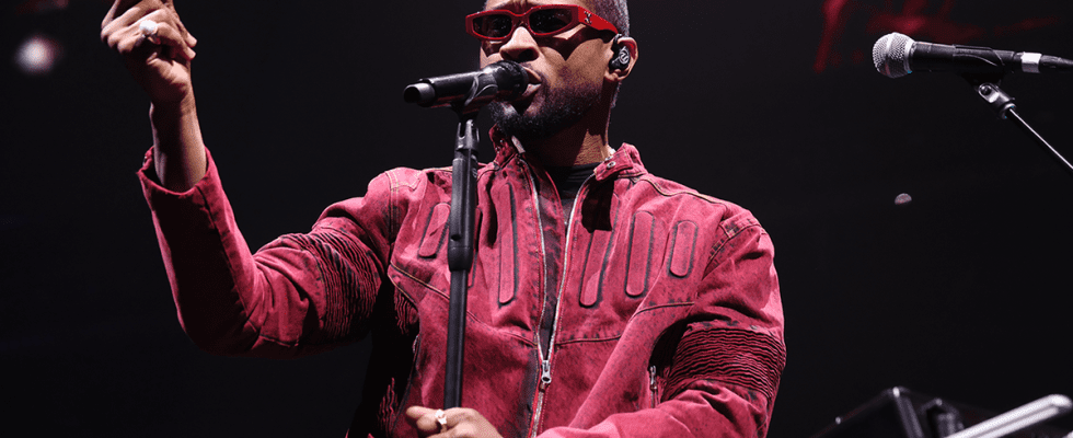 Usher performs onstage during iHeartRadio Channel 95.5