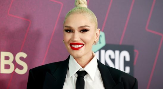 Gwen Stefani dit qu'elle devra réapprendre d'anciennes chansons de No Doubt pour Coachella : "Je ne m'en souviens pas"