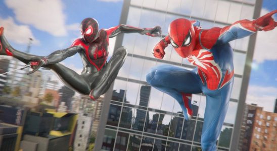 Le nouveau jeu +, les nouveaux costumes et bien plus encore de Marvel's Spider-Man 2 arrivent le mois prochain