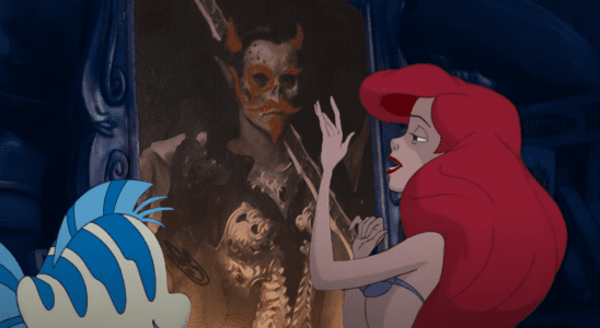 The Little Mermaid's Ariel gently caressing a painting of Vlaakith.