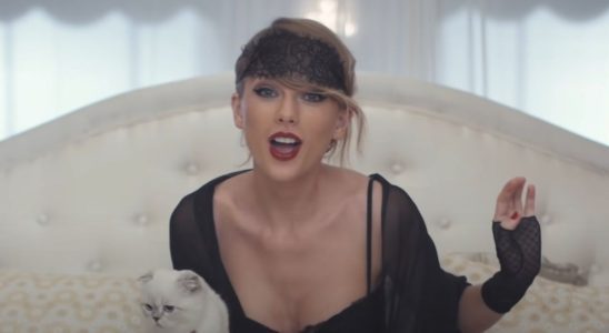 Pourquoi les Swifties australiens crient-ils « Sydney » pendant que Taylor Swift chante « Blank Space » ?  Voici l'histoire derrière le moment de la tournée Viral Eras