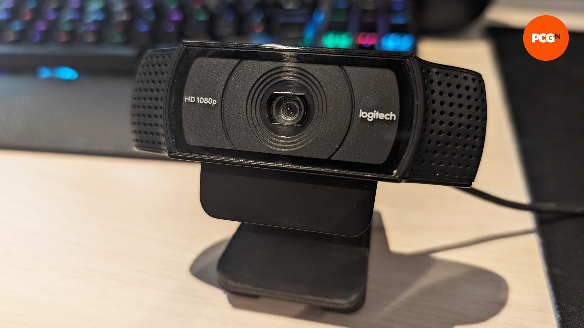 La webcam Logitech C920 HD Pro sur un bureau