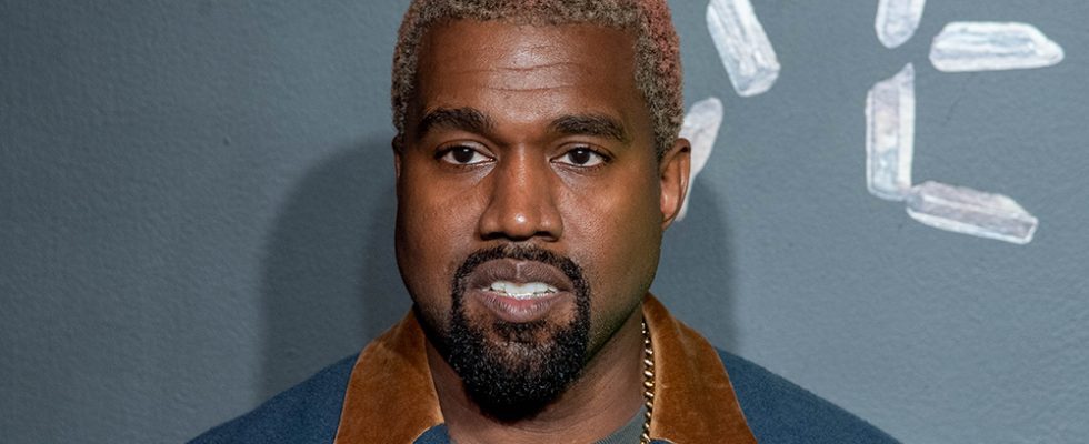Kanye West sued paparazzi