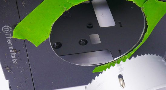 Comment ajouter des supports de ventilateur à votre boîtier PC