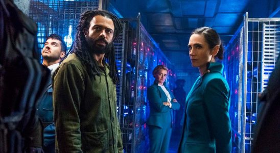 Snowpiercer TV show on TNT: canceled or renewed?