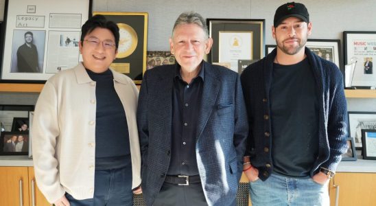 Korea’s Hybe Strikes Ten-Year Deal With Universal Music