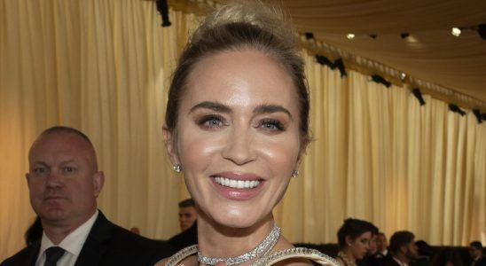 emily blunt at the 2024 oscars