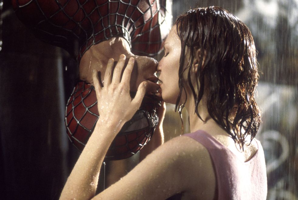 Tobey Maguire, Kirsten Dunst, Spiderman 2002, Mary Jane et Spiderman baiser à l'envers