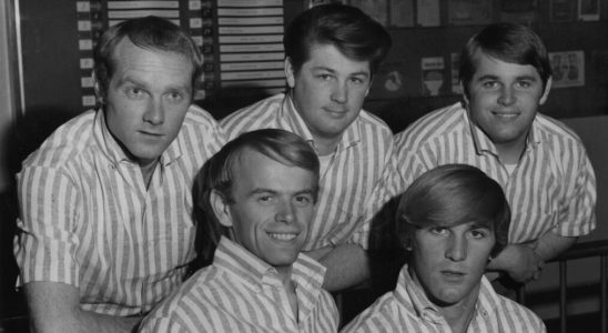 Mike Love, Al Jardine, Brian Wilson, Dennis Wilson and Carl Wilson from The Beach Boys