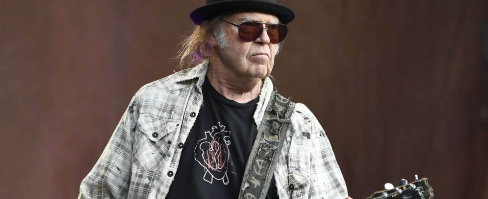 Neil-Young-Amazon-Music